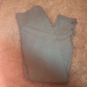 Old navy active high waisted leggings!💙